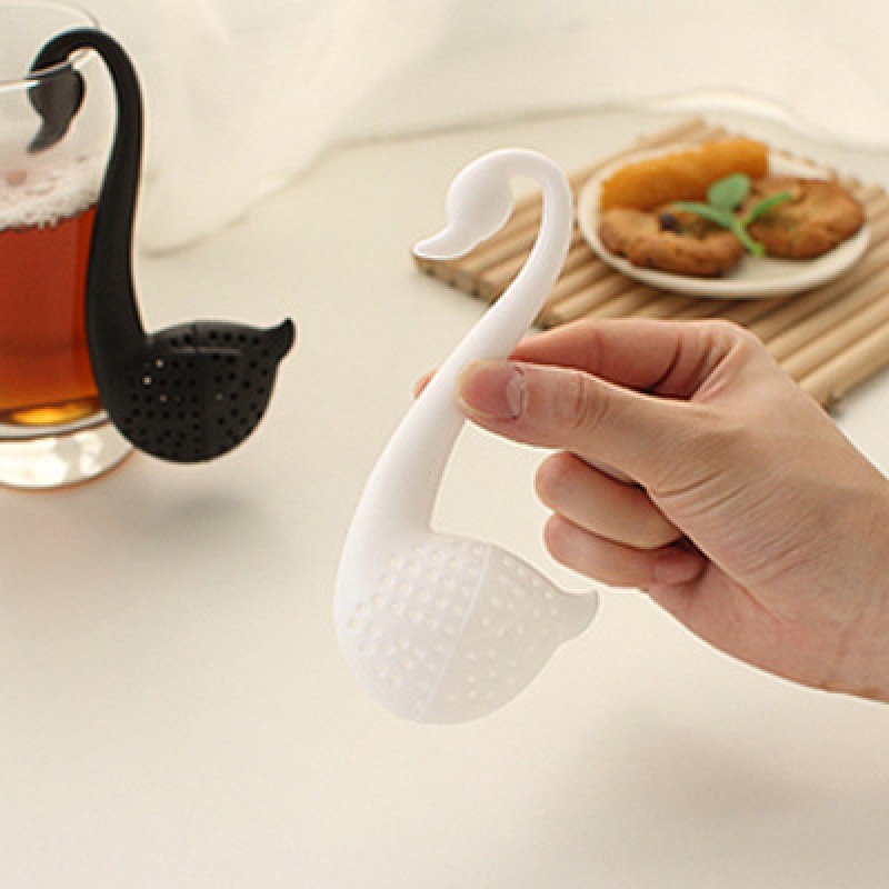 TEA07 Favorable Creative Swan Shaped Non-toxic Plastic Hooking Tea Infusers Loose Tea Spice Filter