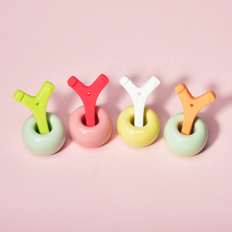 Orthodontic Chewie Supplier - Orange Flavor Hand Held Stick