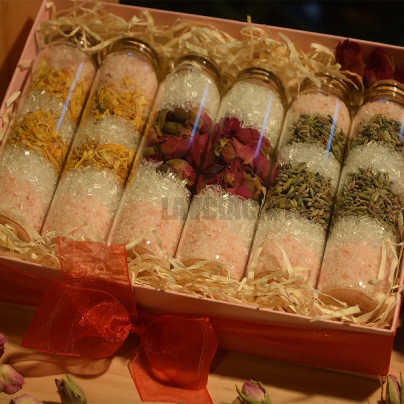 Himalayan Bath Salt Manufacturer - Essential Oils Dried Flowers Salon