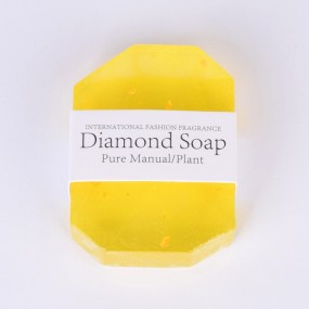 Geode Soap Manufacturer - Crystal Gold Foil Whitening Face