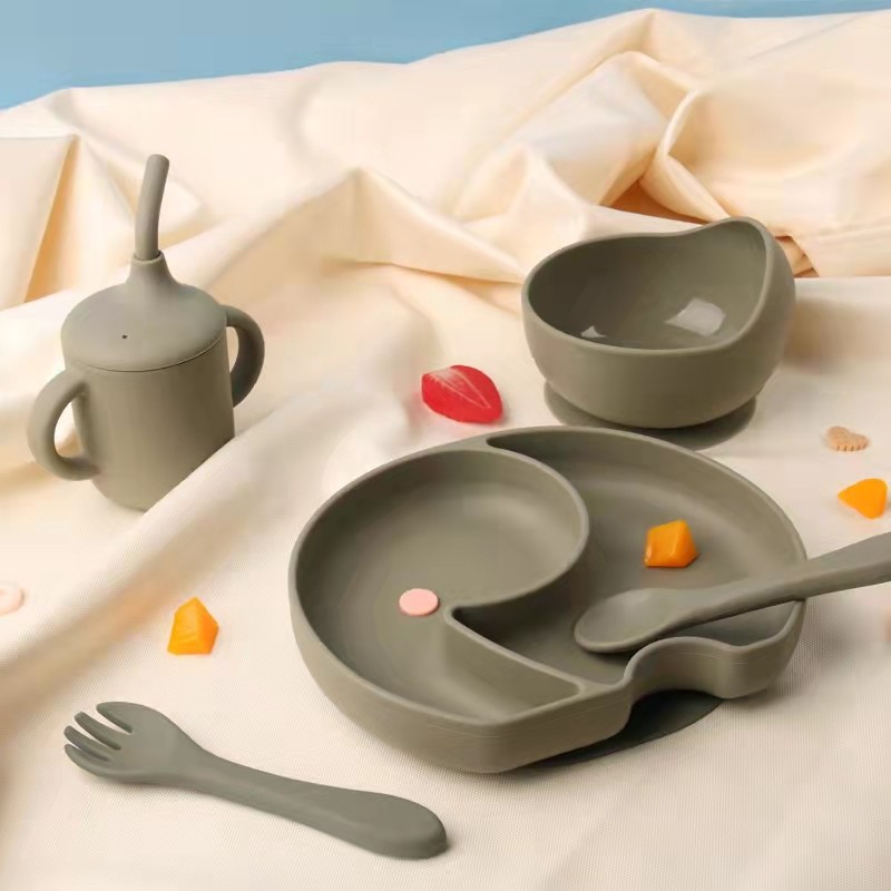 Feeding Spoon Set Factory - Soft Touch Cartoon Pattern Plastic