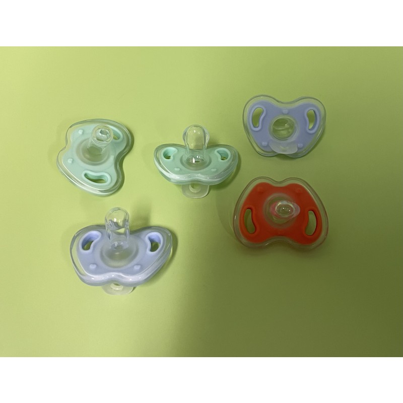 Baby Pacifier Nipple Supplier - Factory Wholesale Two-Tone Food Grade