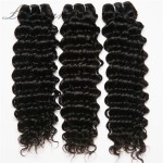 Hair tress with lace closure