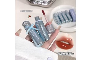 Kakashow Spotlight Color-Locking Lip Glaze: Empowering Cosmetic Brands with OEM/ODM Services to Unlock New Opportunities in the Lip Cosmetics Market