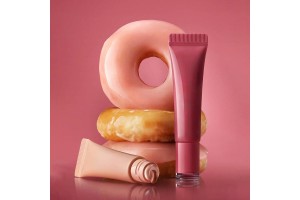 Elevate Your Lip Care Line with Guangdong’s Premier Organic Vegan Lip Serum Private Label Partner