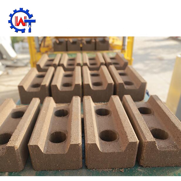 Clay Interlocking Block Machine