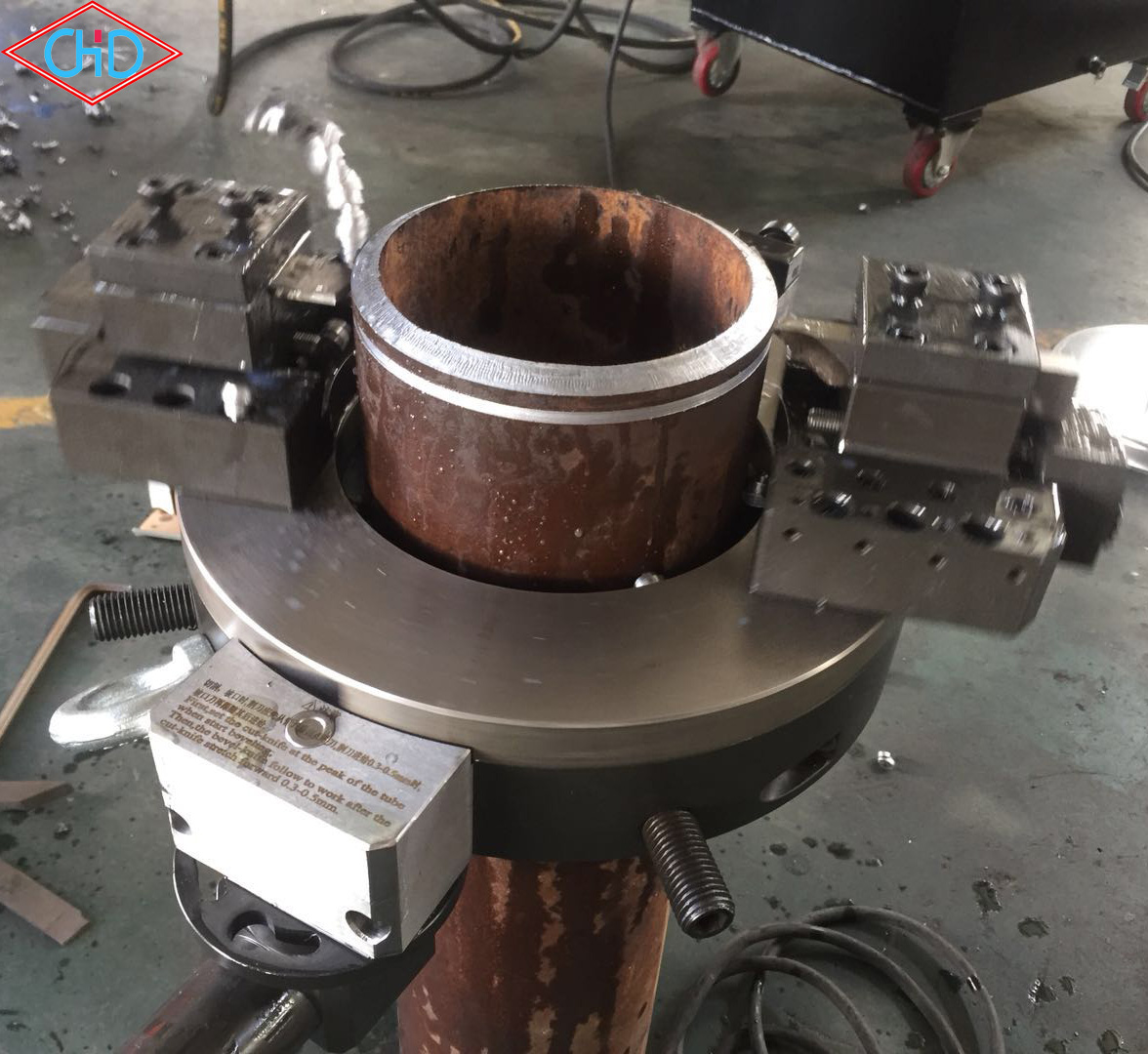 Pipe cut & bevel machine