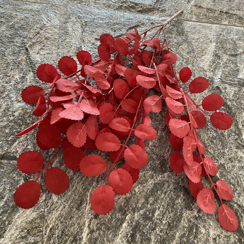 3-artificial plant/greenery