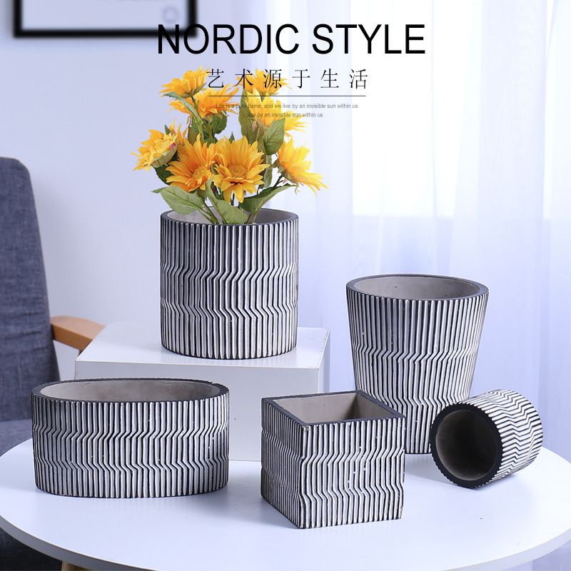 Indoor & Outdoor Planter