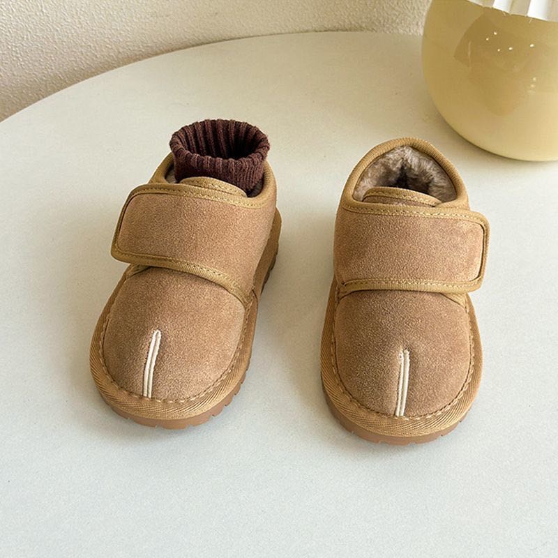 baby shoes