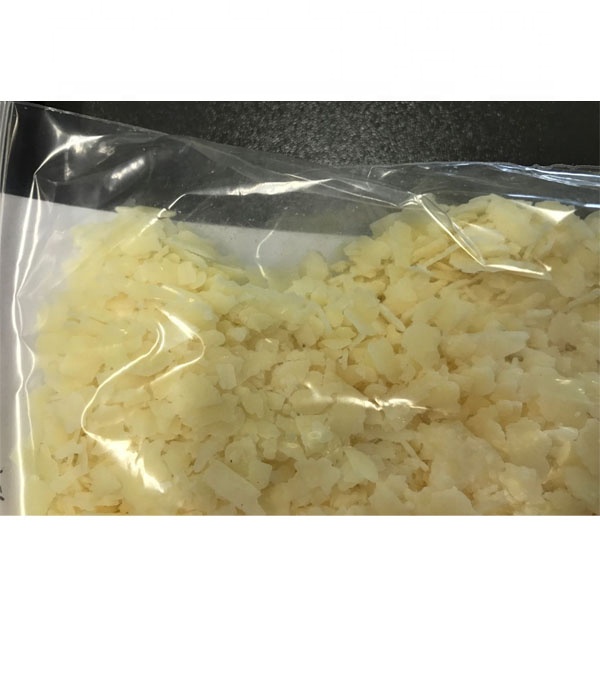 Fatty acid alkanol amide surfactants