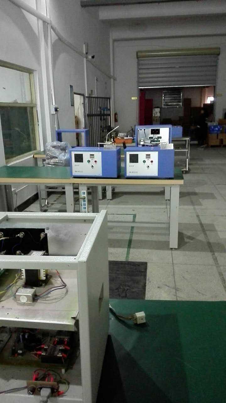 Cable & Wire Testing Machine