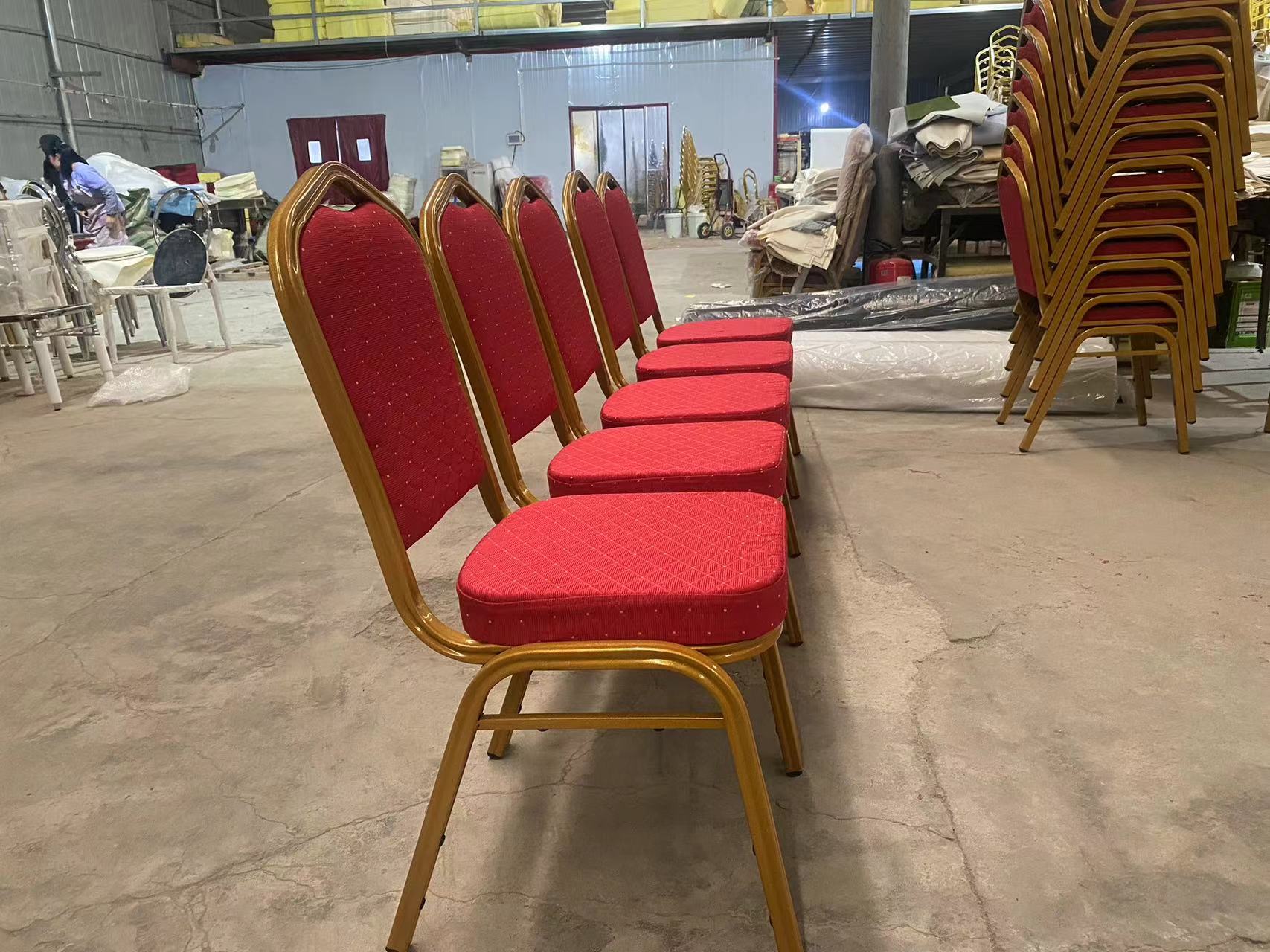 BANQUET CHAIR