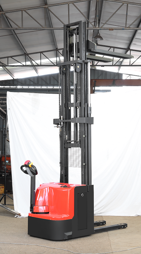 Electric Stacker