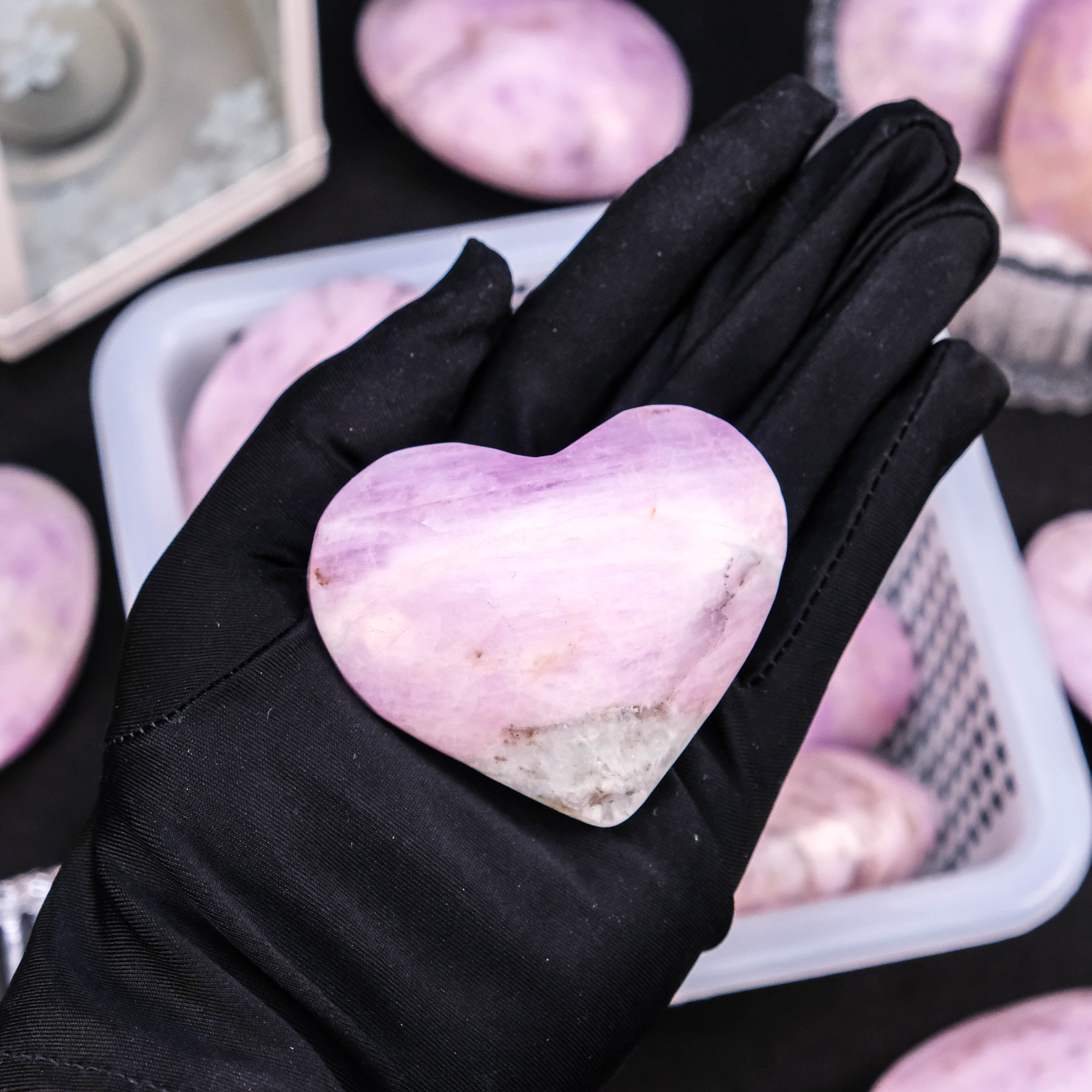 Heart/Palm stone/Egg/Cube