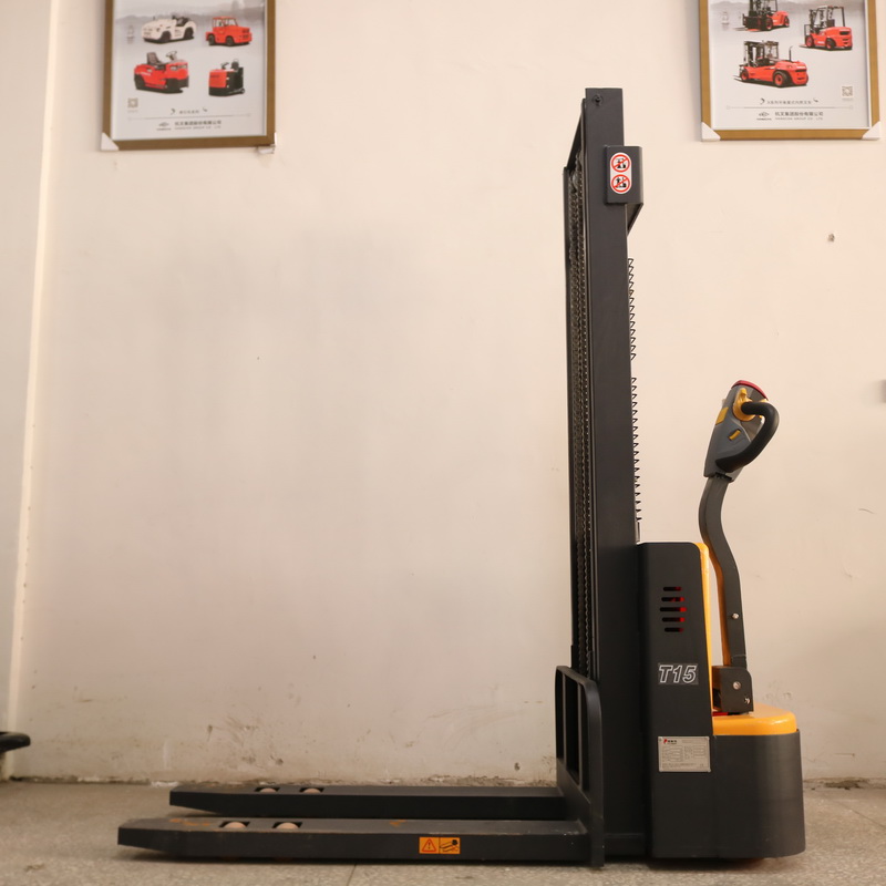Electric Stacker